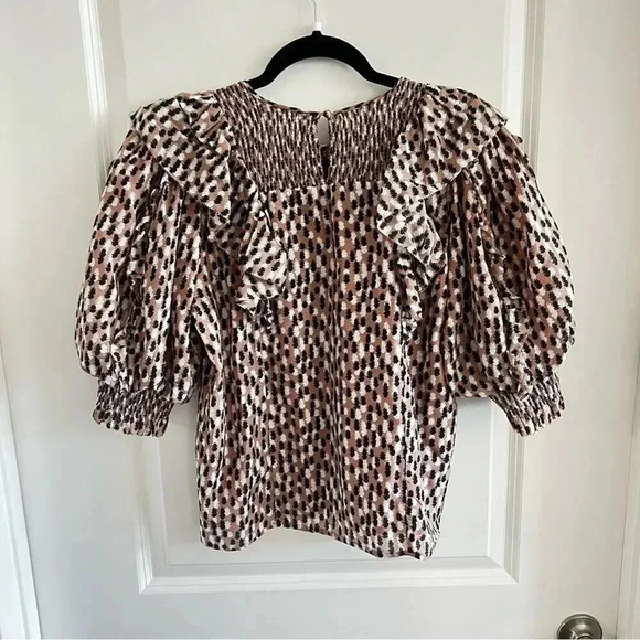 *804 Magali Pascal Petal Top Silk Short Sleeve Blouse Size Small - Picture 9 of 9